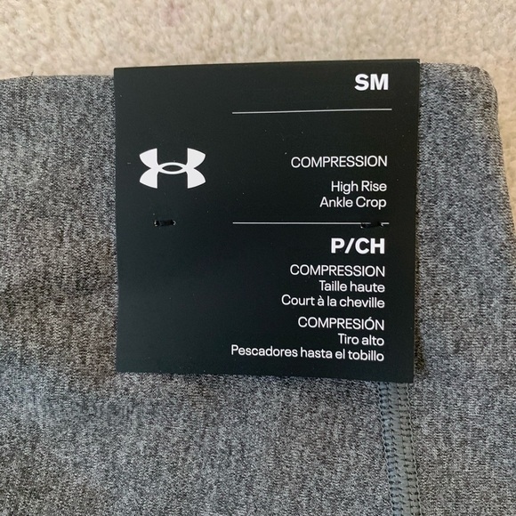 Under Armour NWT HeatGear® Ankle Crop Leggings, S - Picture 7 of 14